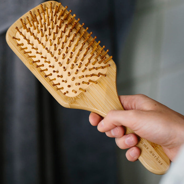 grums bamboo hair brush