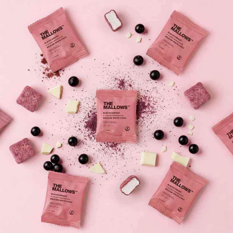 the mallows flowpack blackcurrant solbær og hvid chokolade individuelt indpakket
