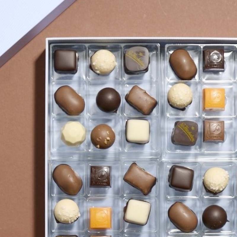 Sv. Michelsen - Æske med 36 stk. Dessertchokolade