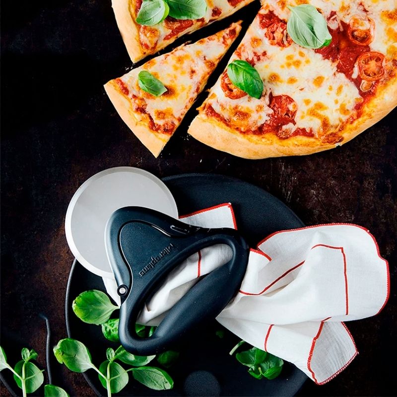 microplane pizza cutter pizzahjul skære gourmet luksus pizzanørd