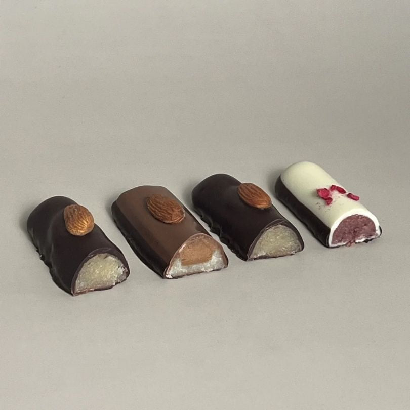 Sv. Michelsen Petit Fours – Marcipan Favoritter chokolade