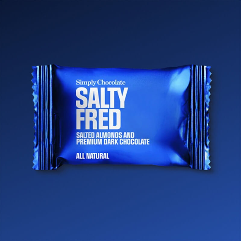 Se Simply Chocolate - Mini Salty Fred Flowpack hos Kun Det Bedste